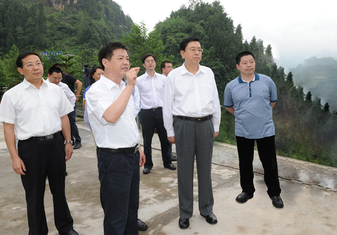 時任國務院副總理、中共中央政治局委員、重慶市委書記張德江視察重慶69